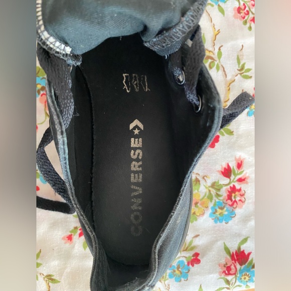 Converse Chuck Taylor, low, all black, size 5.5, great shape! - Picture 3 of 7